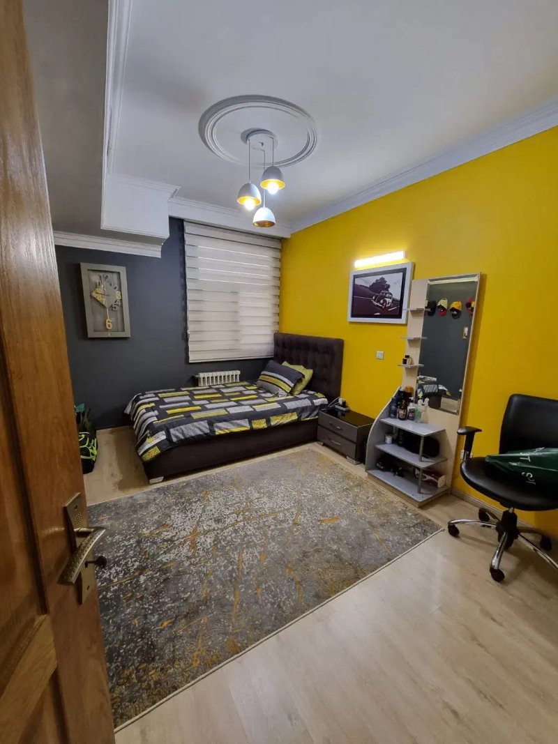 آپارتمان 143 متری دو خوابه در صادقیه تهران14000130638