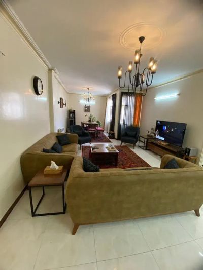 آپارتمان 85 متری دو خوابه در صادقیه تهران