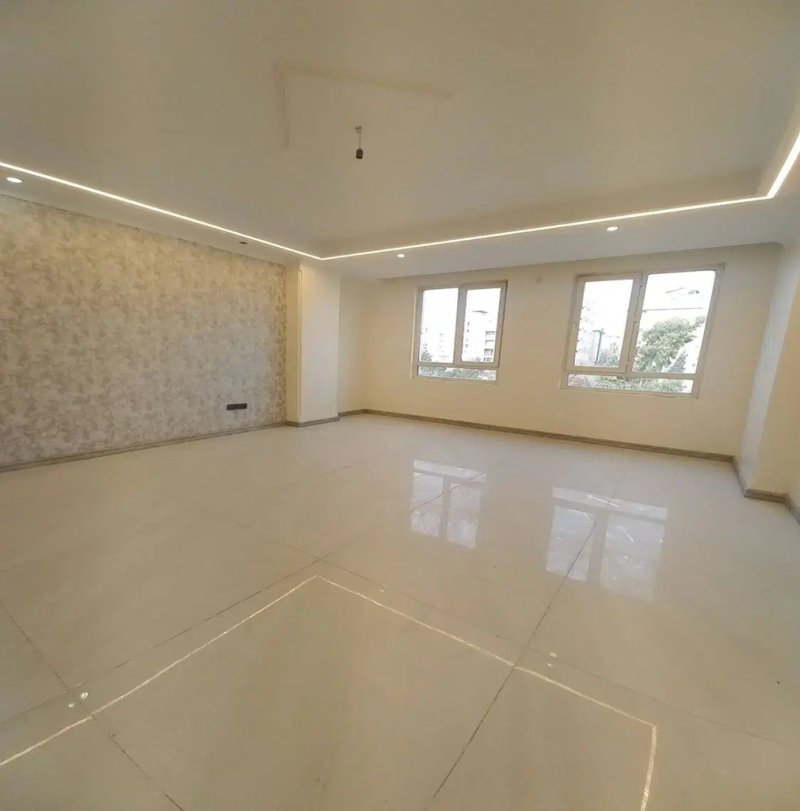 آپارتمان 90 متری دو خوابه در صادقیه تهران14004330658