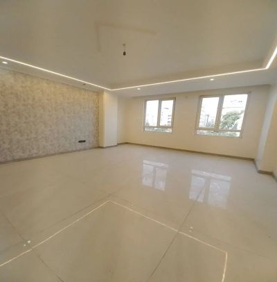 آپارتمان 90 متری دو خوابه در صادقیه تهران