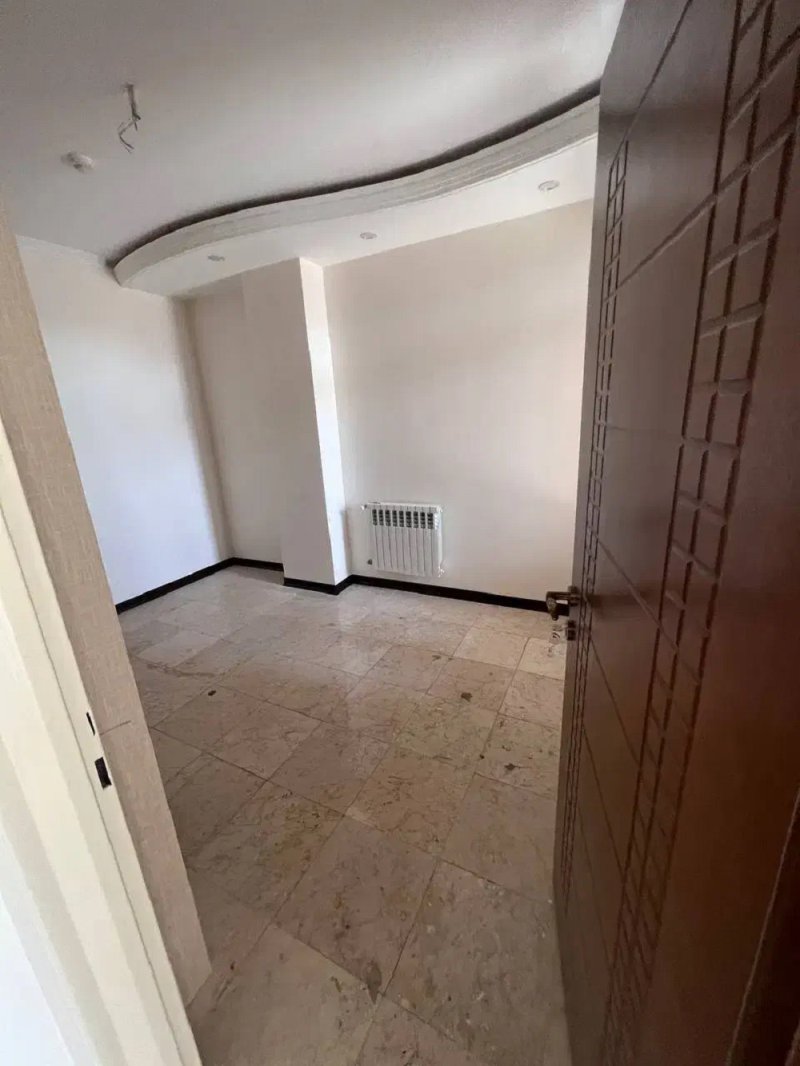 آپارتمان 126 متری سه خوابه در ستارخان تهران13998630595