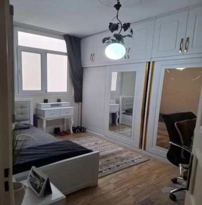 آپارتمان 88 متری دو خوابه در صادقیه تهران