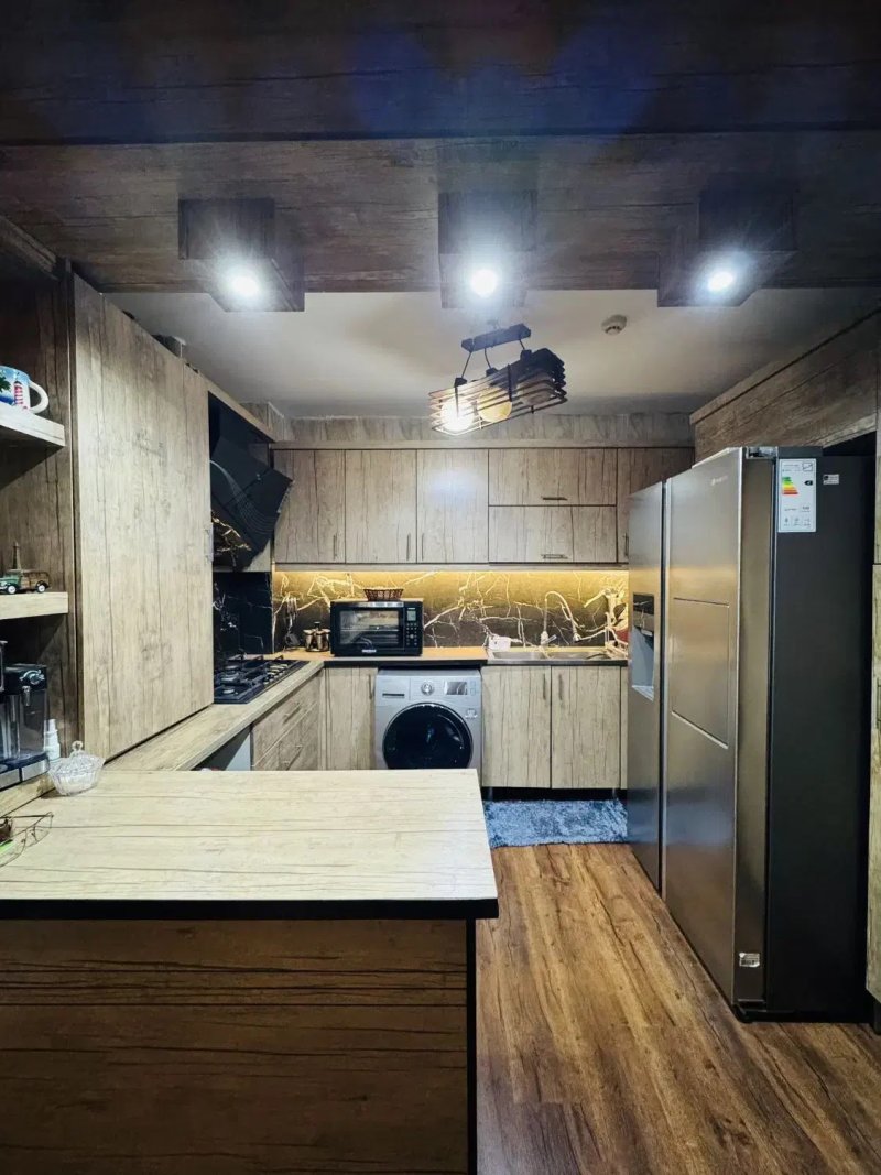 آپارتمان 80 متری دو خوابه در الهیه مشهد13998830597