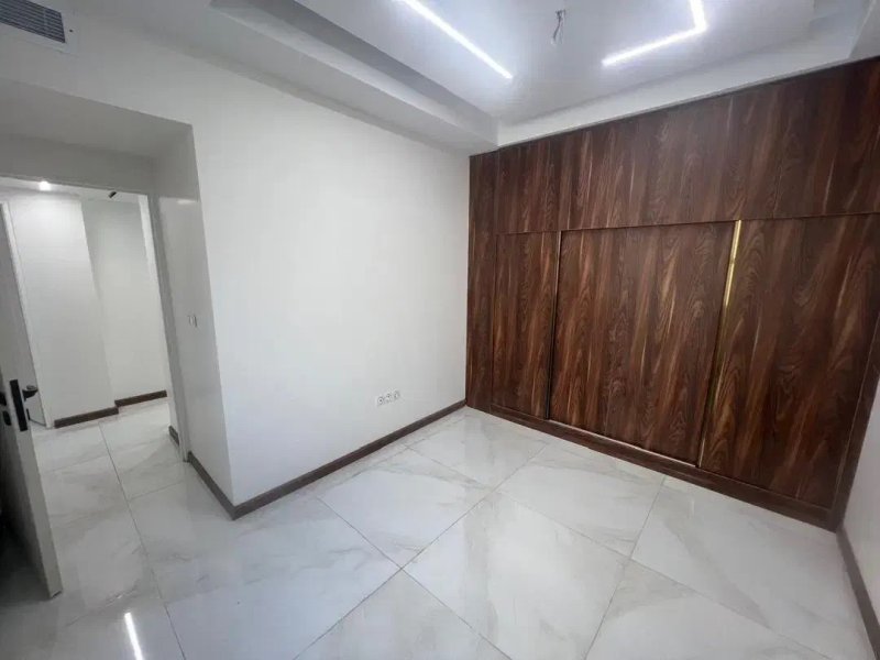 آپارتمان 117 متری سه خوابه در صادقیه تهران14000430648