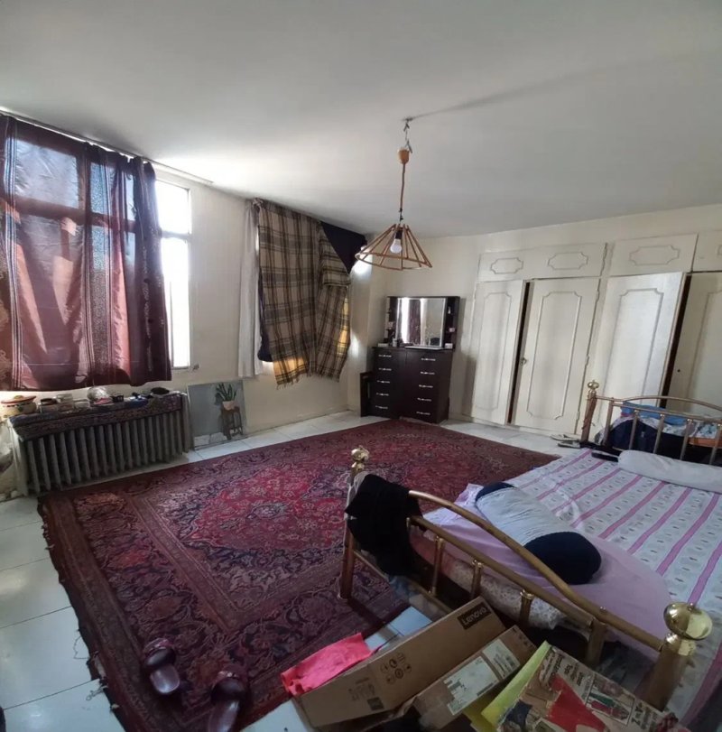 آپارتمان 100 متری دو خوابه در صادقیه تهران14004430660