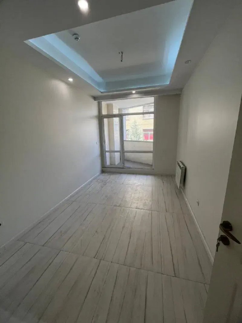 آپارتمان 113 متری دو خوابه در صادقیه تهران13997930590