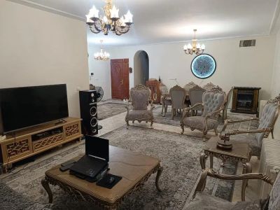 آپارتمان 140 متری دو خوابه در صادقیه تهران