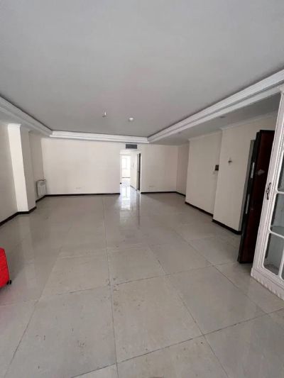 آپارتمان 126 متری سه خوابه در ستارخان تهران