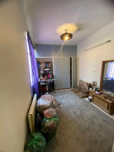 آپارتمان 85 متری دو خوابه در صادقیه تهران