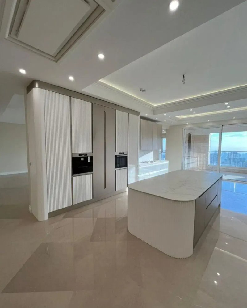 آپارتمان 195 متری سه خوابه در عظیمیه کرج14020830851