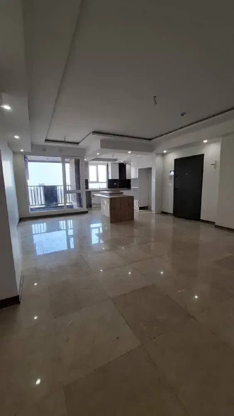 آپارتمان 79 متری دو خوابه در باغ فیض تهران14017830805