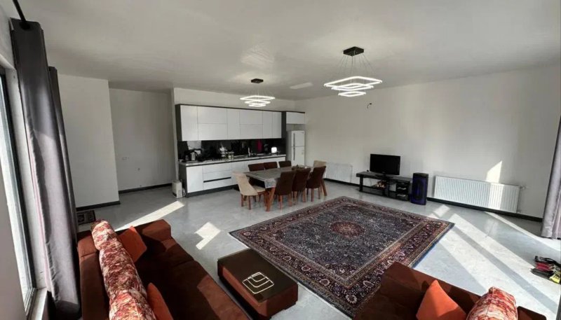 ویلا 450 متری دو خوابه در جهانشهر کرج14007930663