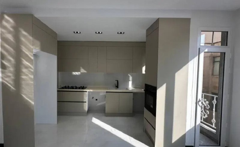 آپارتمان 105 متری دو خوابه در باغ فیض تهران14016530797