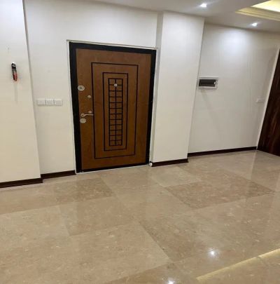 آپارتمان 112 متری دو خوابه در صادقیه تهران