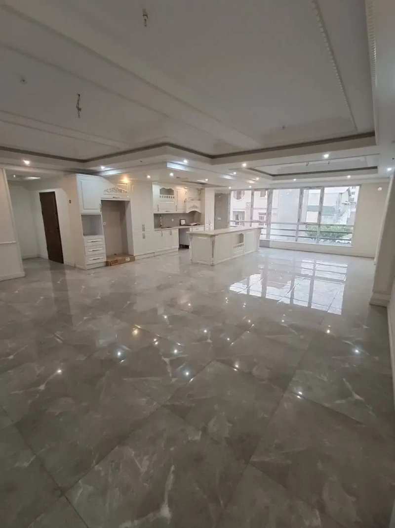 آپارتمان 135 متری سه خوابه در شهرک نفت تهران14015930786