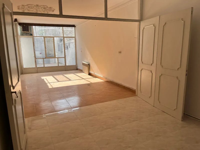 خانه 240 متری چهارخوابه در صادقیه تهران14017930819