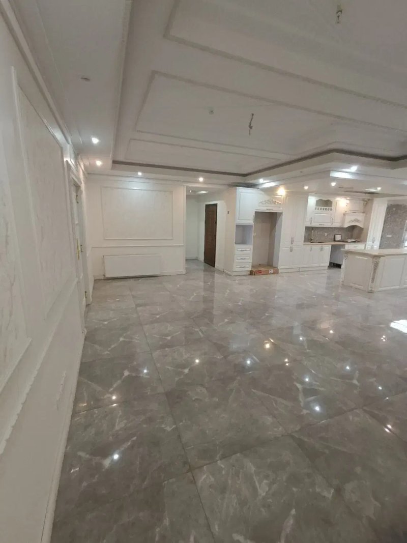 آپارتمان 135 متری سه خوابه در شهرک نفت تهران14015930788