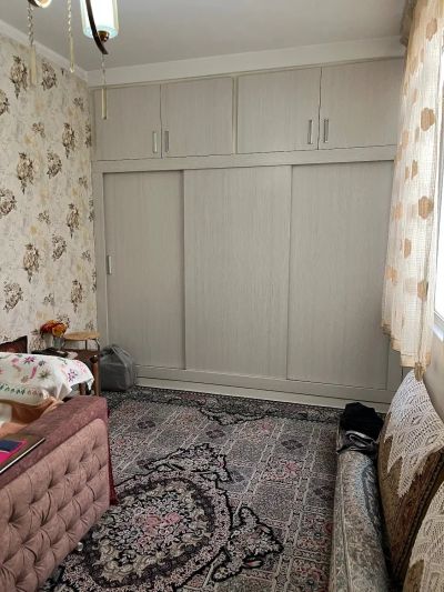 آپارتمان 84 متری دو خوابه در صادقیه تهران