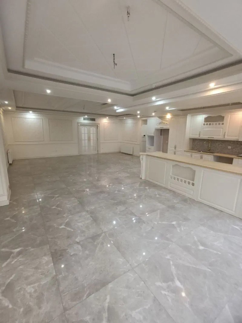 آپارتمان 135 متری سه خوابه در شهرک نفت تهران14015930784