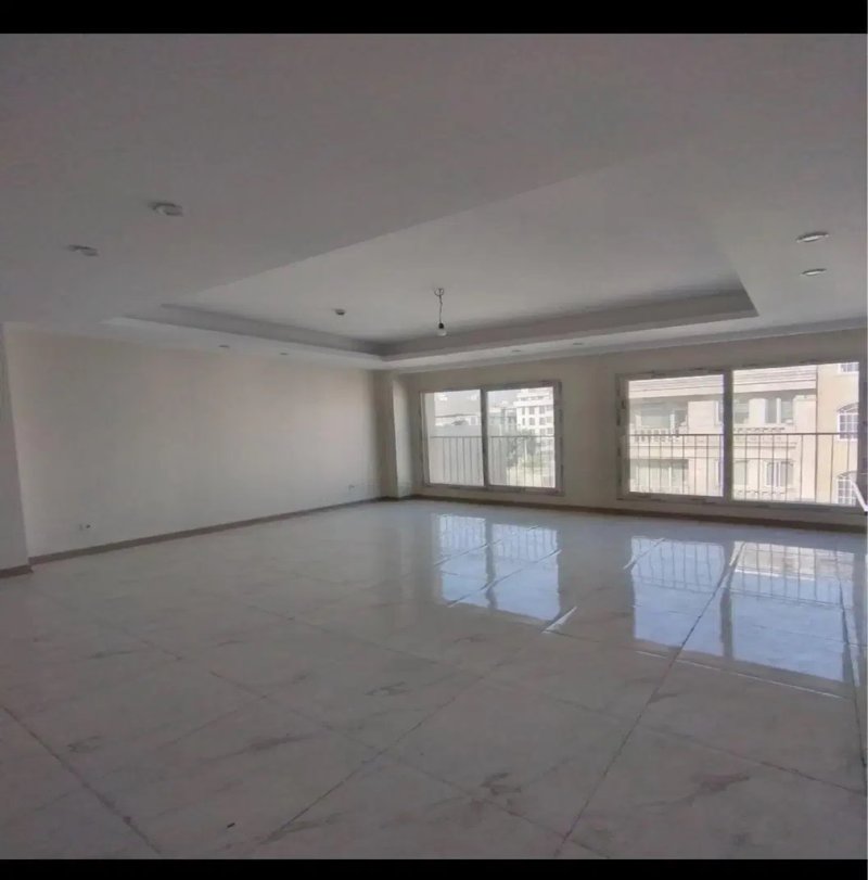 آپارتمان 120 متری سه خوابه در صادقیه تهران14019730836