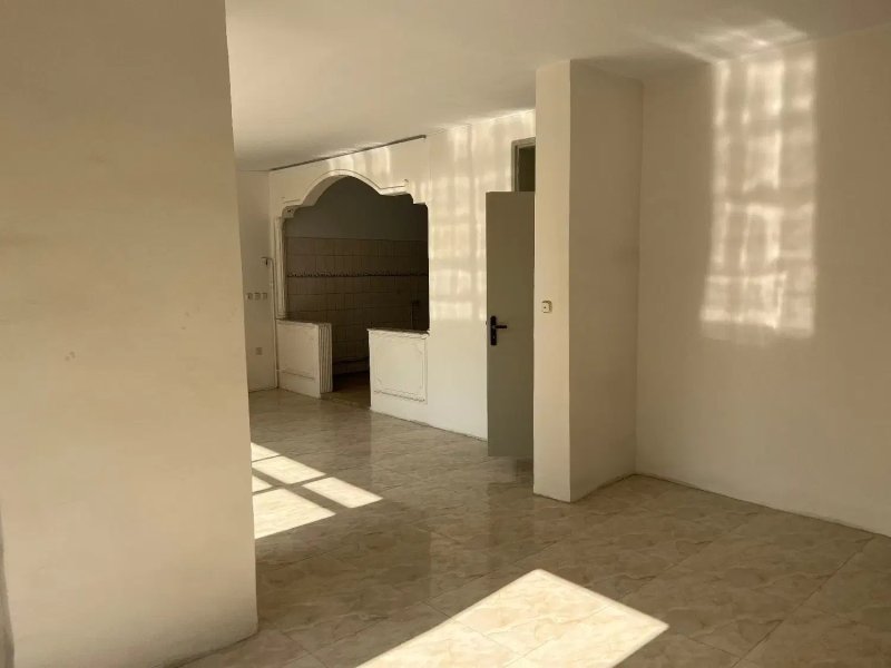 خانه 240 متری چهارخوابه در صادقیه تهران14017930815