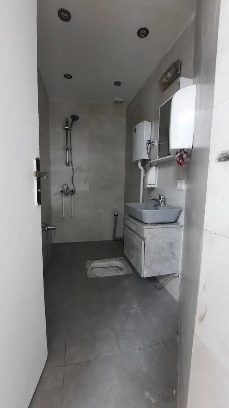 اداری 75 متری دو خوابه در سعادت آباد تهران14031131033