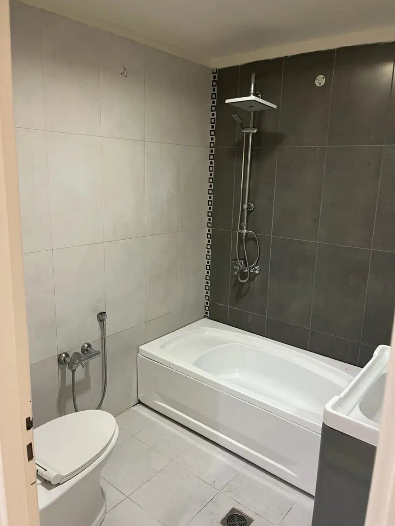 آپارتمان 145 متری سه خوابه در سعادت آباد تهران14027030992