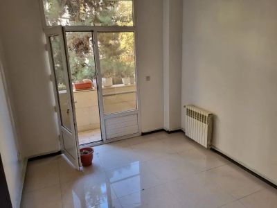 آپارتمان 107 متری دو خوابه در لویزان تهران