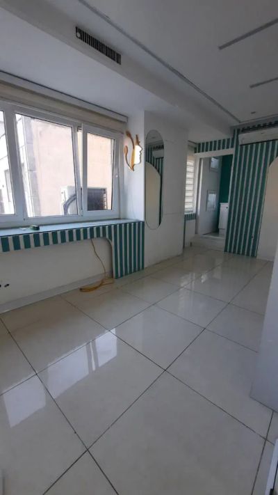 اداری 75 متری سه خوابه در شهرک غرب تهران