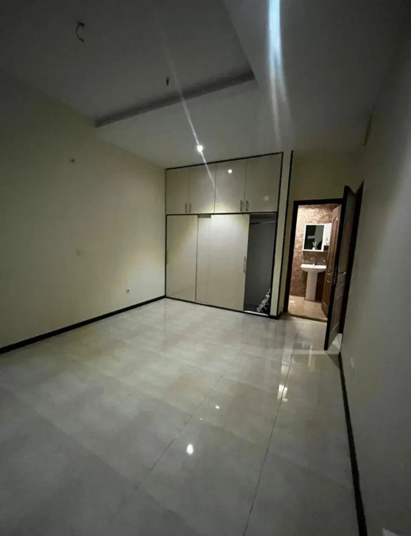 آپارتمان 150 متری سه خوابه در عظیمیه کرج14022030869