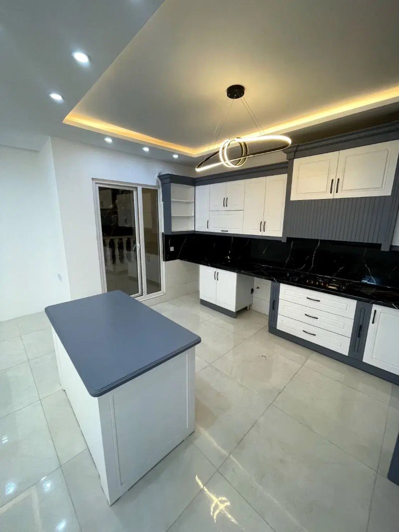 آپارتمان 155 متری سه خوابه در فدک مشهد14026630976