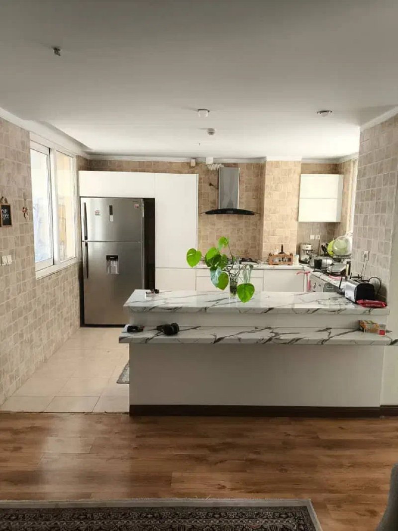 آپارتمان 100 متری دو خوابه در میدان کاج تهران14030731027