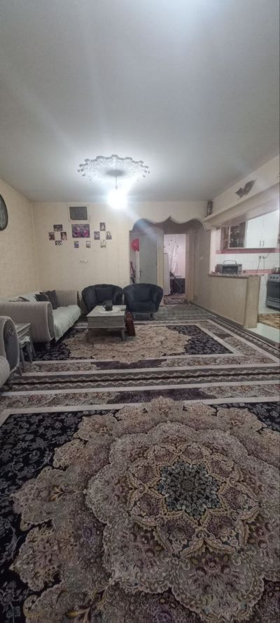 آپارتمان 80 متری دو خوابه در خیابان اراک ملایر