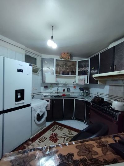 آپارتمان 78 متری دو خوابه در میدان عارف ملایر