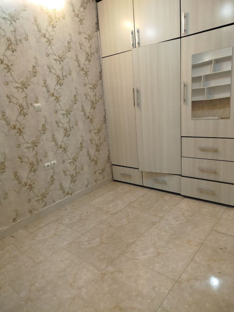 آپارتمان 101 متری دو خوابه در خیابان همدان ملایر14037831124