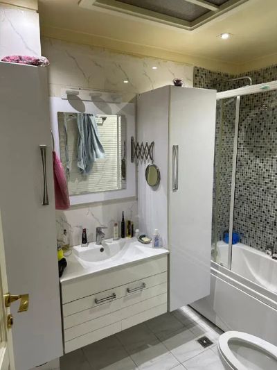 آپارتمان 100 متری دو خوابه در نیاوران تهران