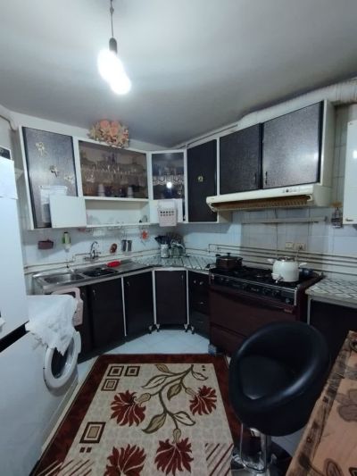 آپارتمان 78 متری دو خوابه در میدان عارف ملایر