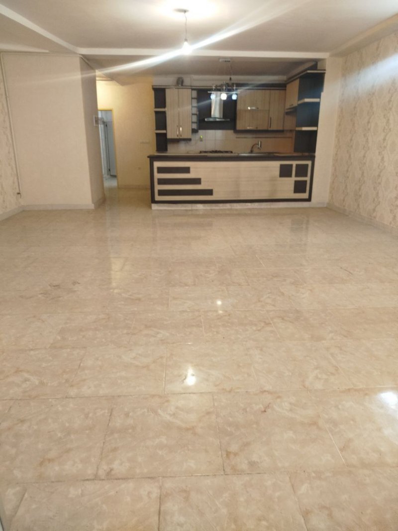 آپارتمان 101 متری دو خوابه در خیابان همدان ملایر14037831118