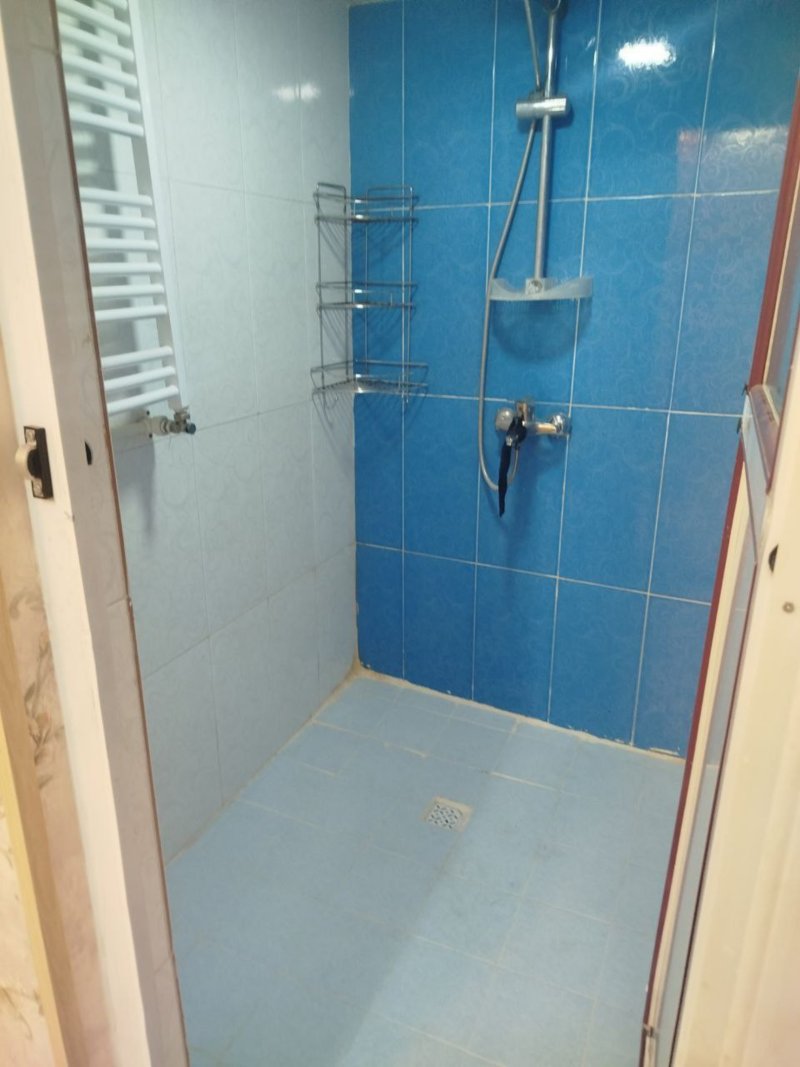 آپارتمان 101 متری دو خوابه در خیابان همدان ملایر14037831123