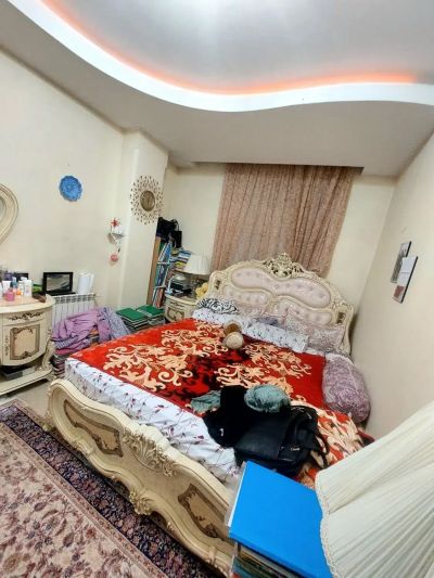 آپارتمان 130 متری سه خوابه در پونک تهران