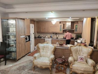 آپارتمان 142 متری سه خوابه در پونک تهران