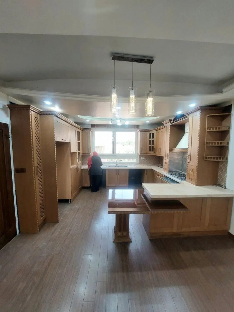 آپارتمان 135 متری سه خوابه در پونک تهران14045231238