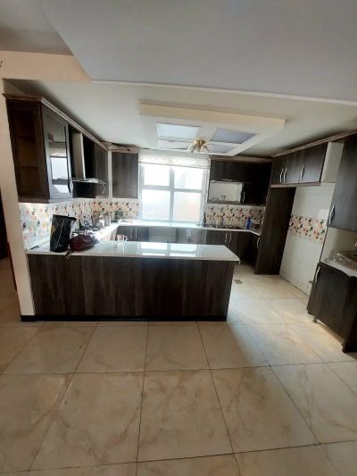 آپارتمان 140 متری سه خوابه در پونک تهران