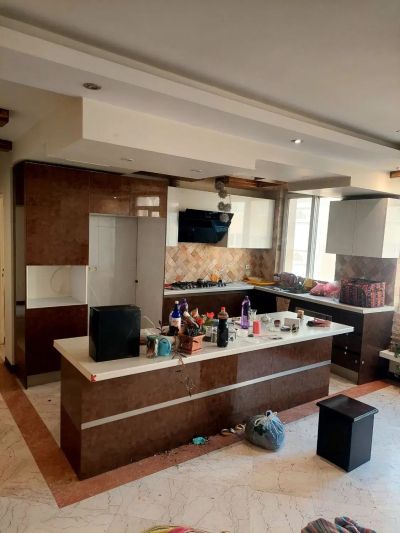 آپارتمان 102 متری دو خوابه در پونک تهران