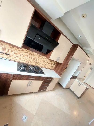 آپارتمان 145 متری سه خوابه در پونک تهران