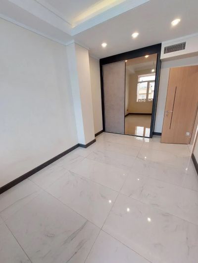 آپارتمان 145 متری سه خوابه در پونک تهران