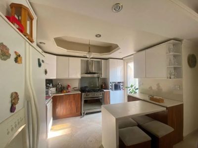 آپارتمان 127 متری دو خوابه در پونک تهران