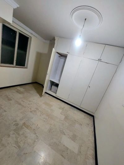 آپارتمان 130 متری سه خوابه در پونک تهران