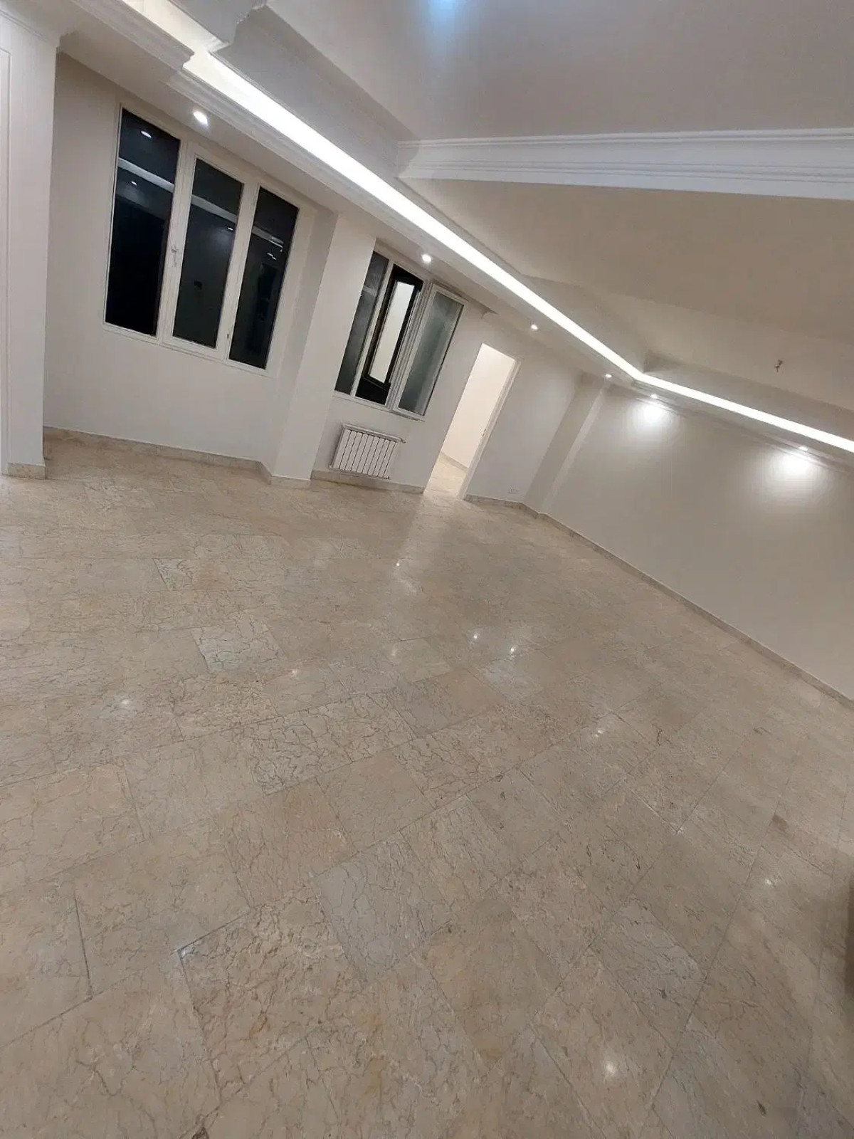 آپارتمان 114 متری سه خوابه در پونک تهران 2