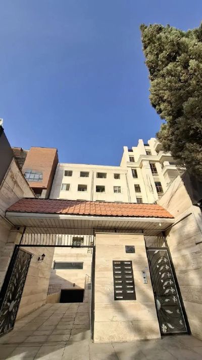 آپارتمان 136 متری دو خوابه در کوی مهر کرج